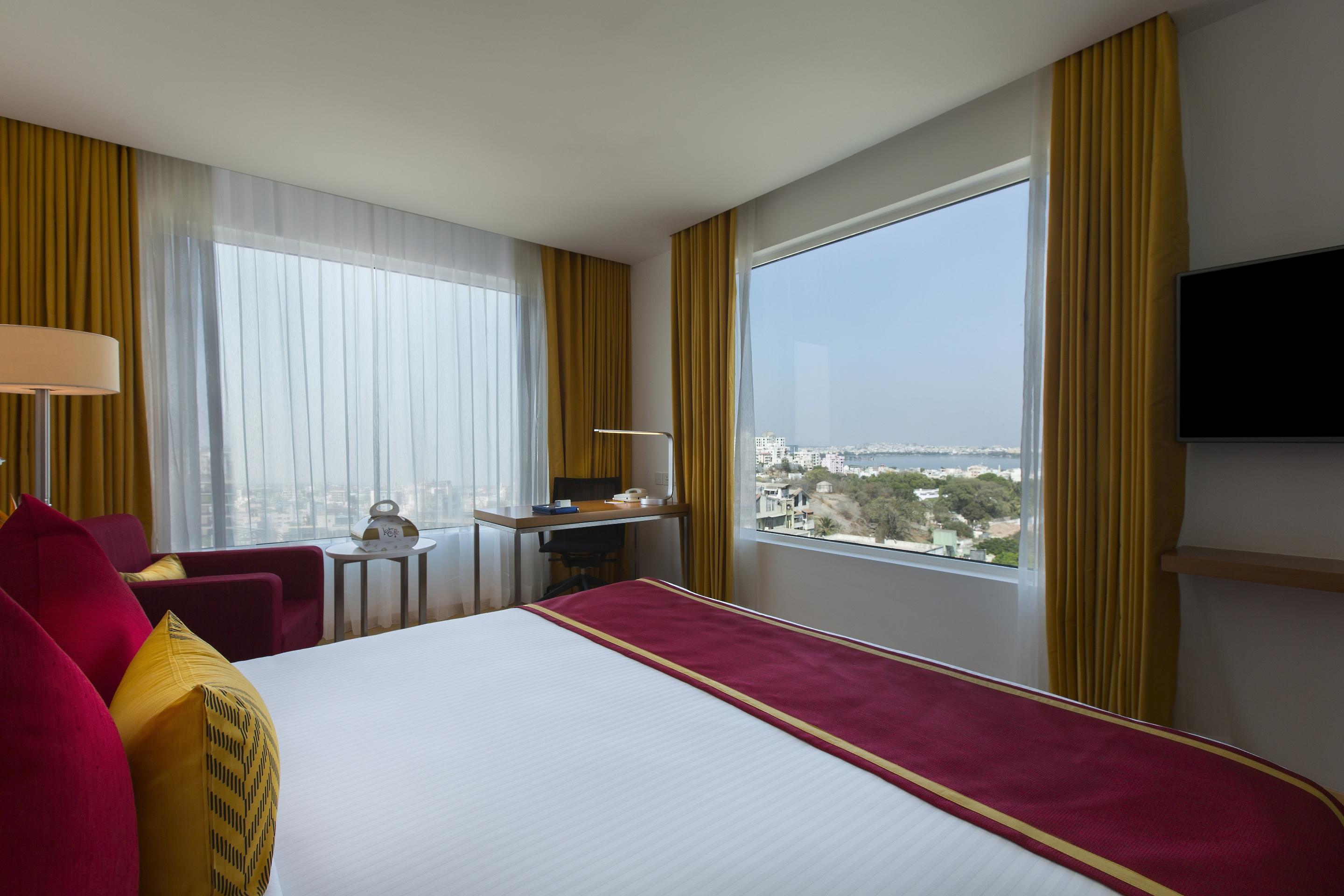Mercure Hyderabad Kcp Banjara Hills, An Accor Hotel Экстерьер фото A room at the hotel